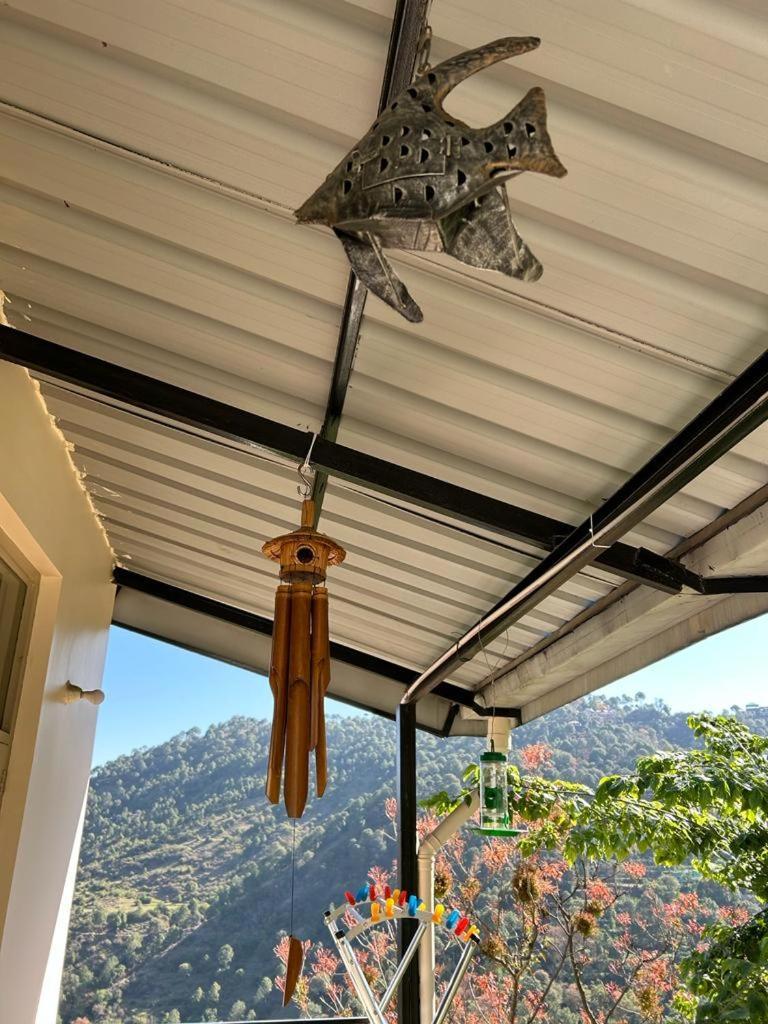 Idyllic Private Cottage W/King Bed + Mountain View Kasauli Bagian luar foto