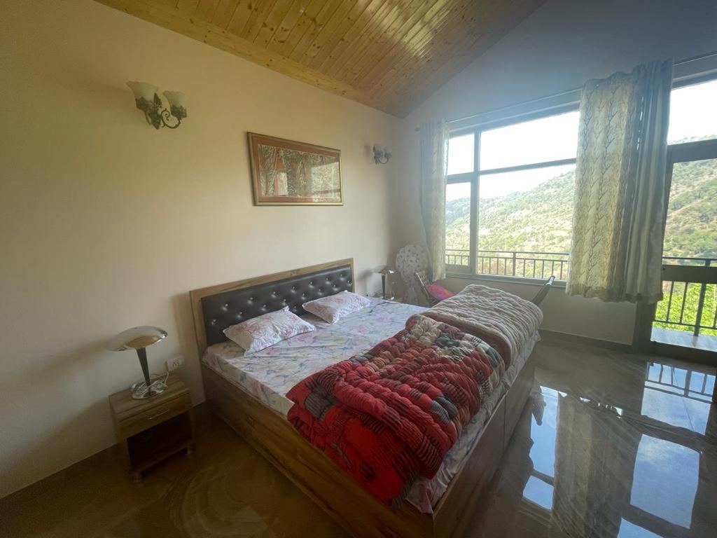 Idyllic Private Cottage W/King Bed + Mountain View Kasauli Bagian luar foto